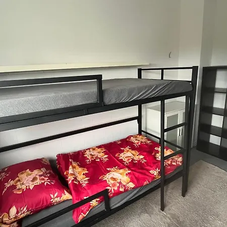 Gemuetliches Zimmer Fuer 3 Personen 슈투트가르트